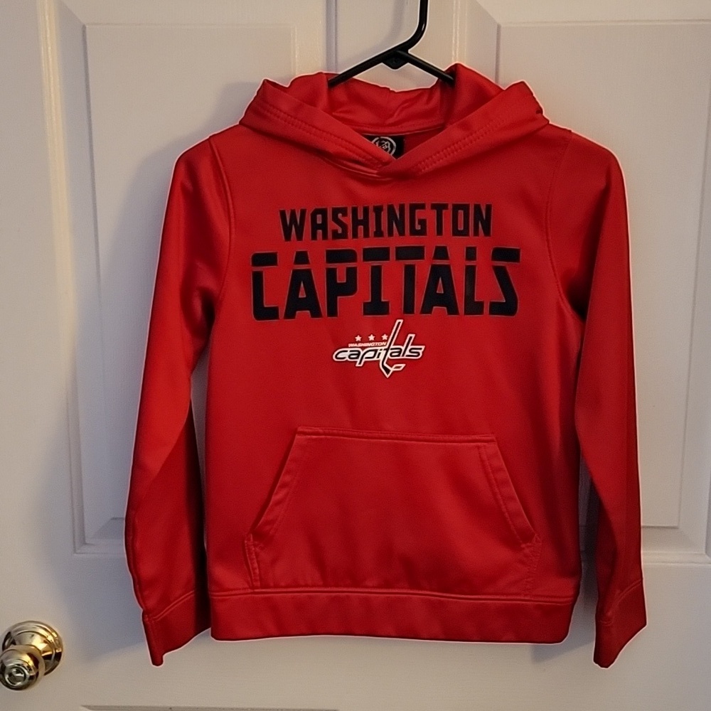 Washington Capitals Youth Hoodie, M(8-10). NHL, red and blue, like new.